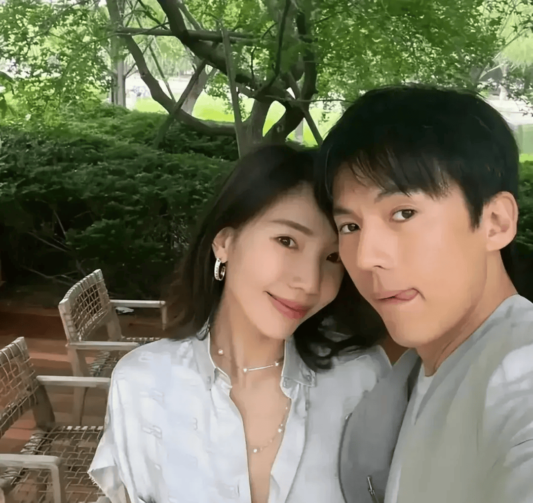 明星婚内出轨:捞钱第一离婚第二