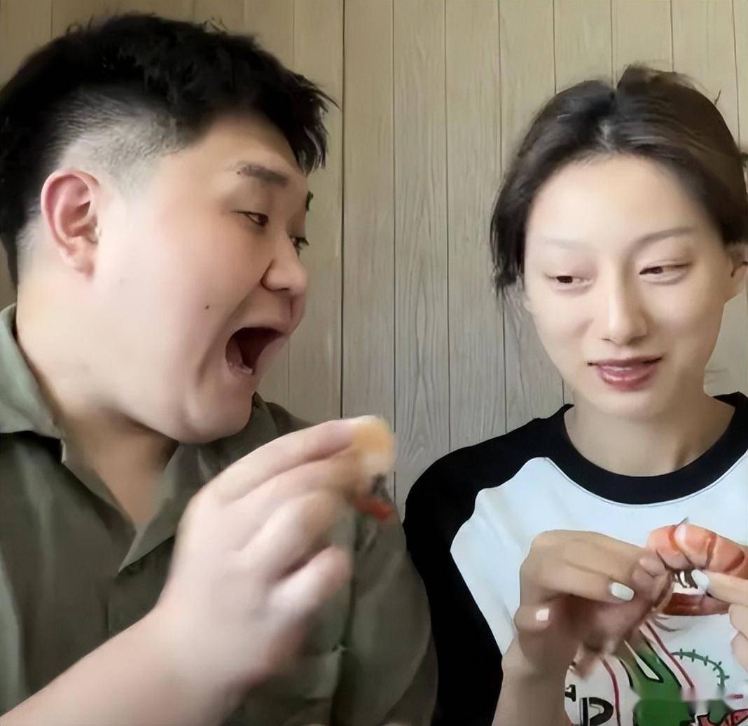张百乔小雪售别墅,夫妻零互动疑婚变