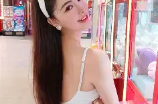 檀健次人设崩塌？复出失控频送红包示弱女网红