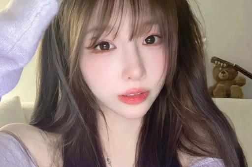 何秋事抄袭翻车道歉仍横：不是我的错？