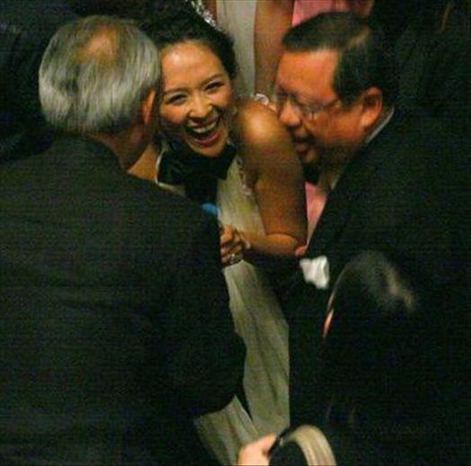 关晓彤后女星曝陪睡 肖战杨紫遭牵连