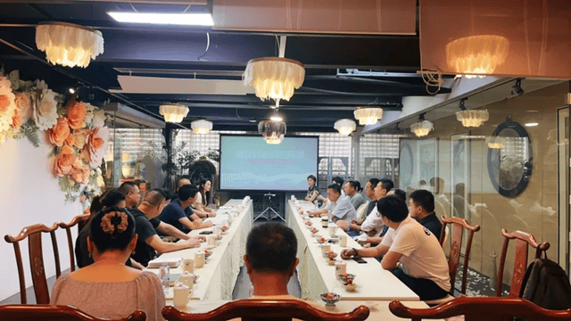 中华好蟹携手好海参亮相2024上海蟹博会