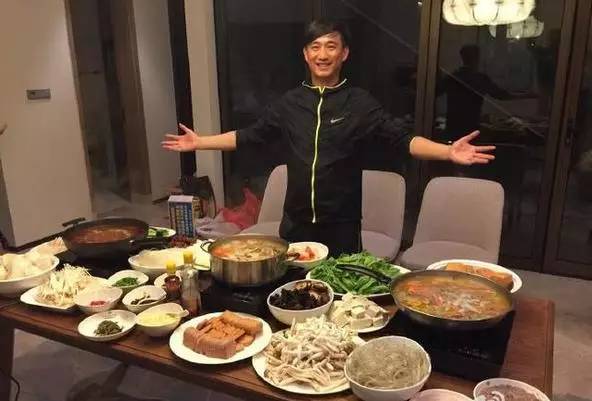 黄磊遇到方案争议?网友关注事件进展