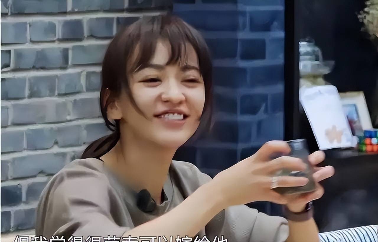 表面清纯实则复杂!6位女星谁更乱?