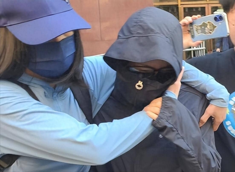 英籍丈夫蹊跷离世，妻子又被控毒杀澳洲男友，疑云重重