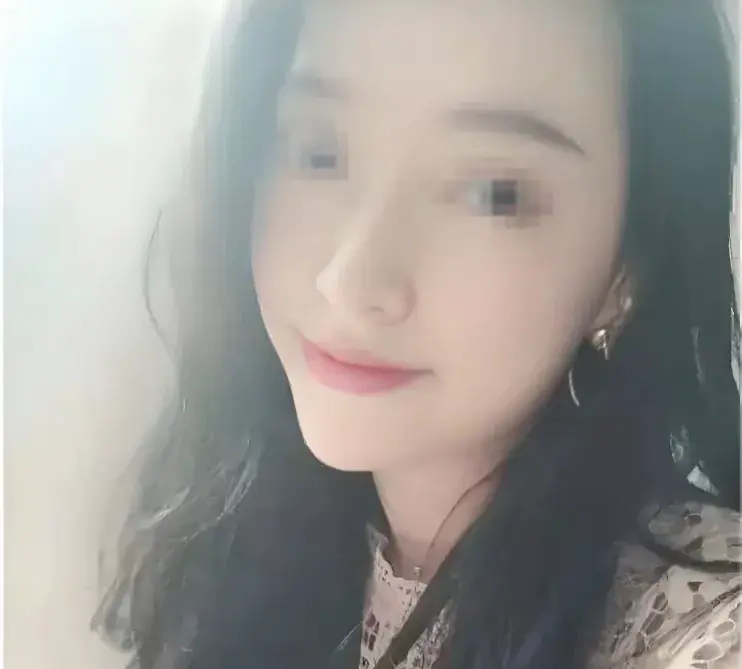 吃瓜!江苏学生家长出轨女幼师,女主照片曝光引热议